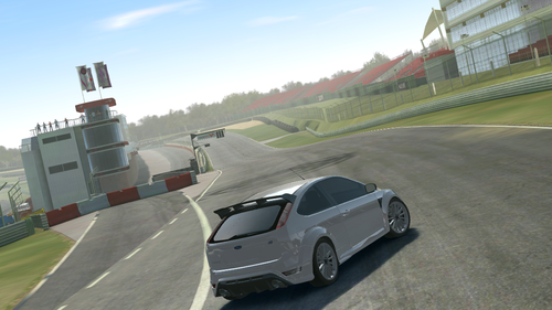 review_0513_RealRacing3_1.png